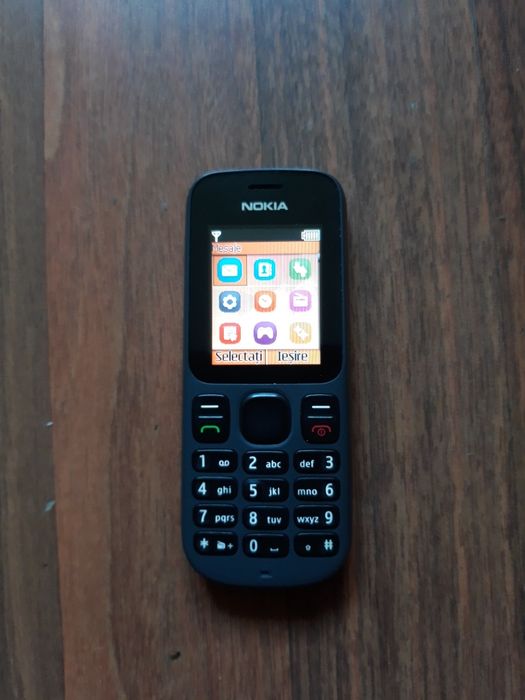 Vând telefon mobil Nokia 100