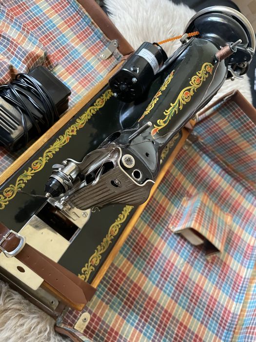 Masina de Cusut Vintage Singer Podolsk