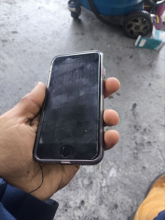 Iphone SE 64gb ОБМЕН