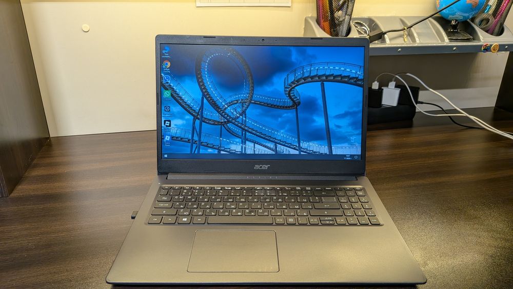 Acer Aspire 15 inch OM Window