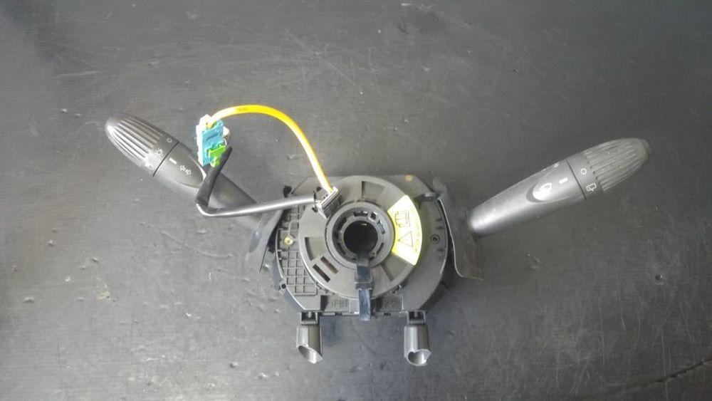 Bloc lumini maneta semnalizare stergator parbriz fiat punto 188