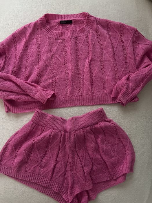 Плетен комплект за вкъщи