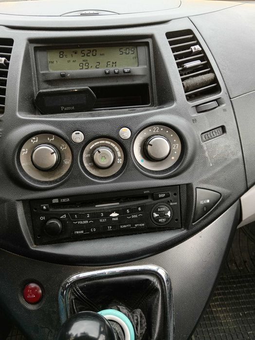 Mitsubishi Grandis 7 locuri