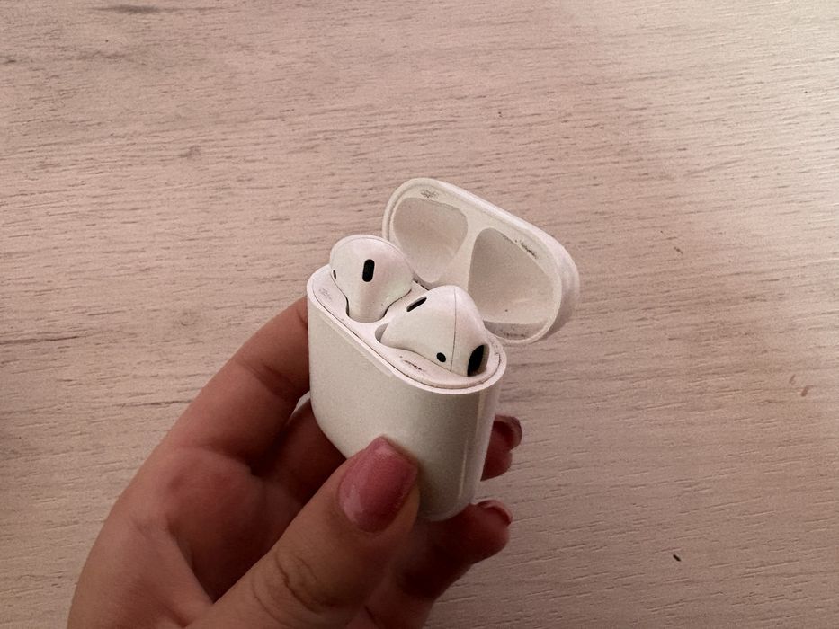 iPhone XS 512GB + AirPods 2 + оригинално зарядно и адаптер — пълен комплект