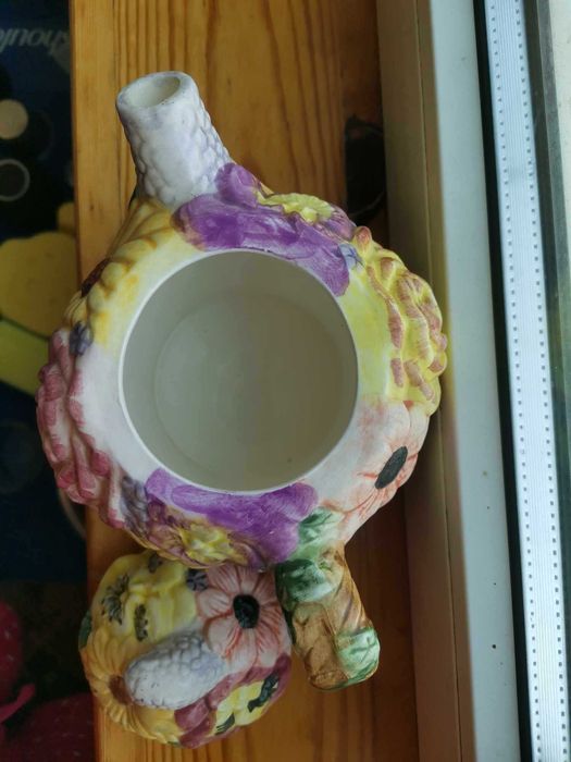 Чайник кошница с цветя, глазирана керамика, ръчно рисувана