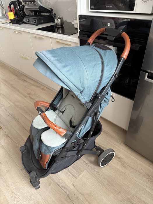 Продам детскую коляску