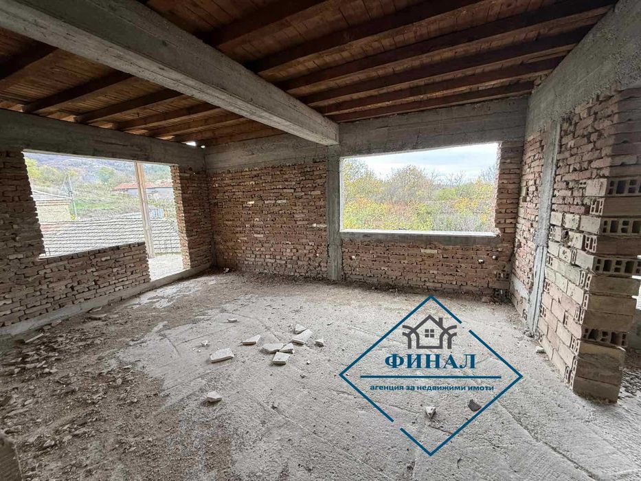 Продава се Промишлена сграда в с. Памукчии, Област Шумен - 813 кв.м за 189 €/кв.м - Снимка #14