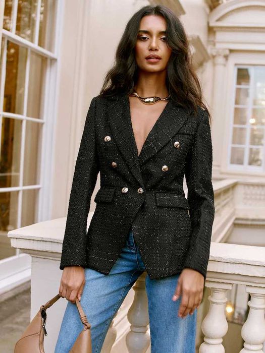 Дамски черен блейзър, нов