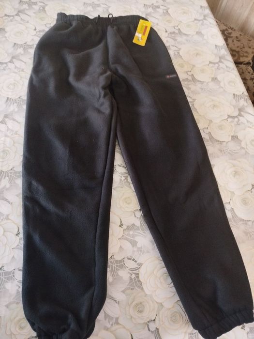 Мужские одежды продам срочно