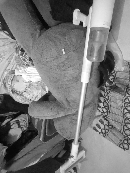 Срочно продам пылесос новый