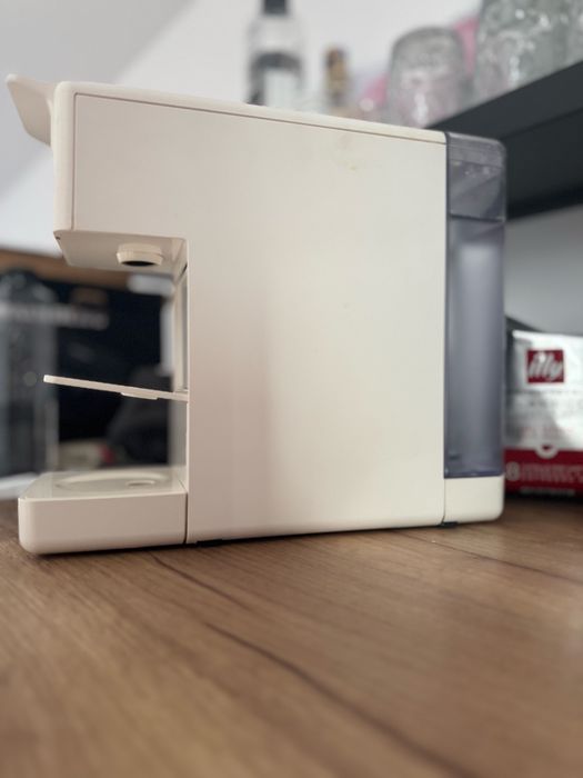 Aparat cafea ILLY Iperespresso