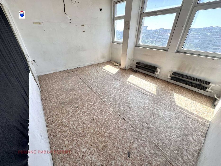 Дава се под наем Офис в Русе, Широк център - 200 кв.м за 718.08 € - Снимка #9