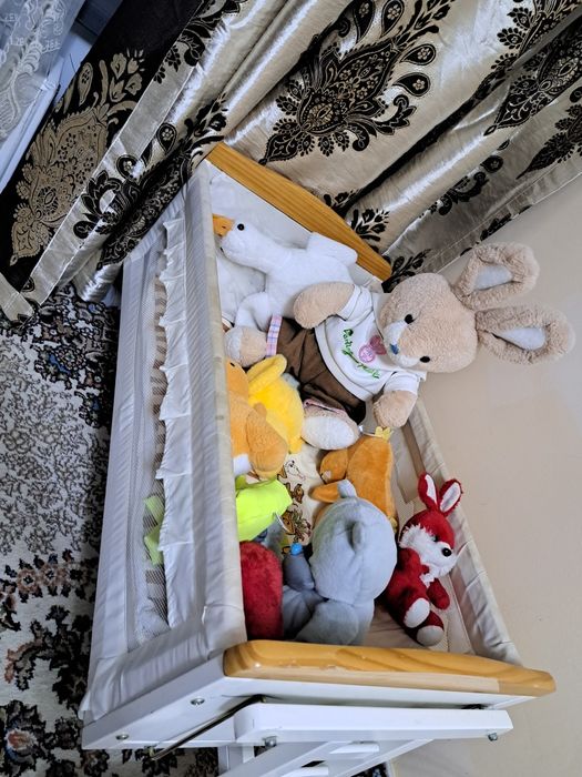 Детские люлька сотилади 
в хорошем качестве 
не пользовались.