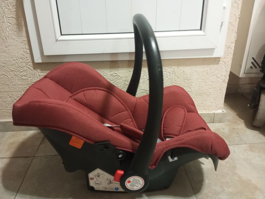 Детская коляска + коляска для прогулок