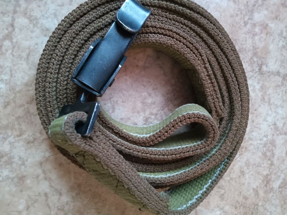 Продам амуницию для крупных собак