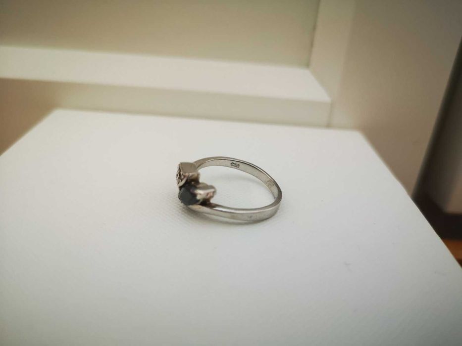 Сребърен пръстен с цирконий проба 925