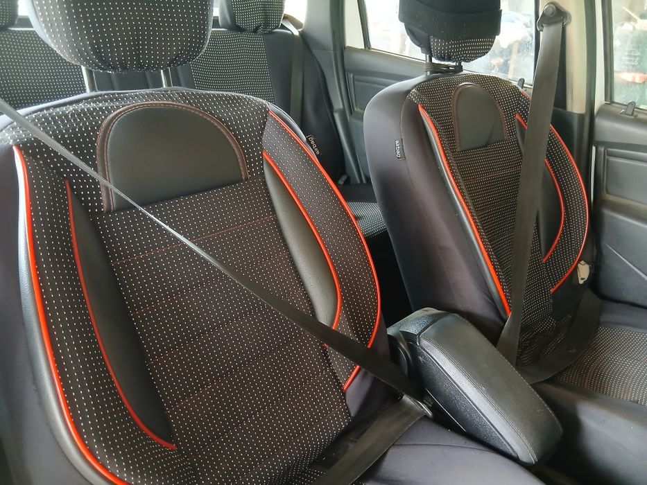 Vând sau schimb Dacia duster