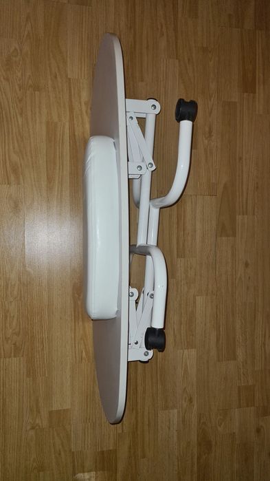 Masa manichiura  portabila