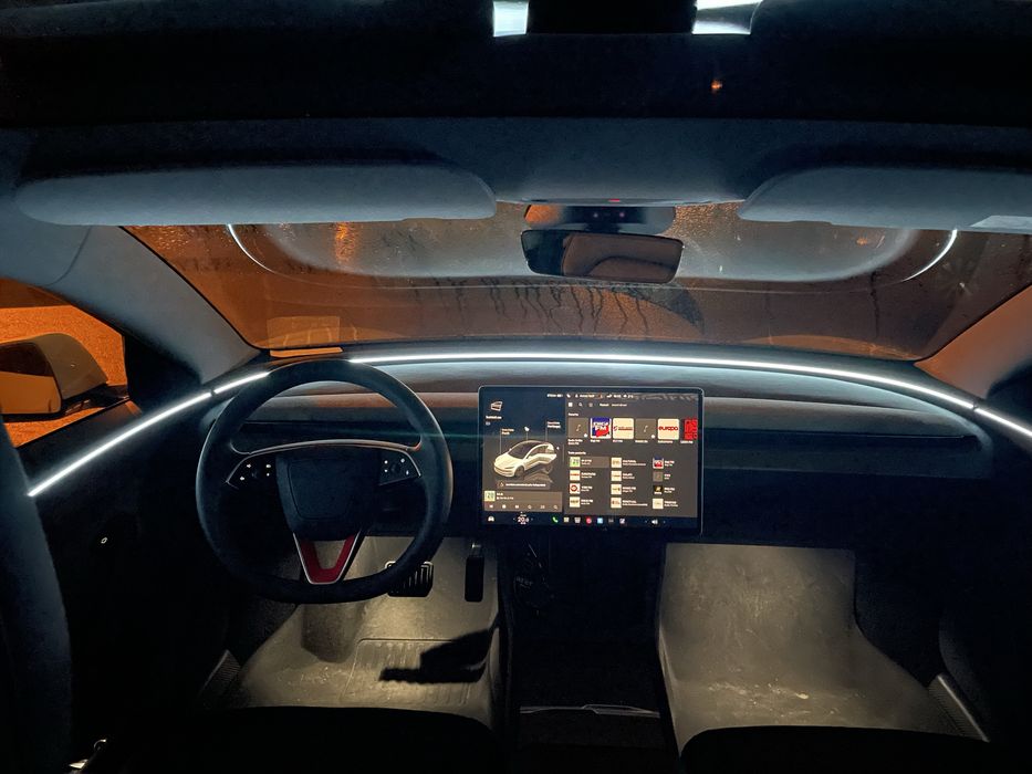 Autoturism Tesla model 3