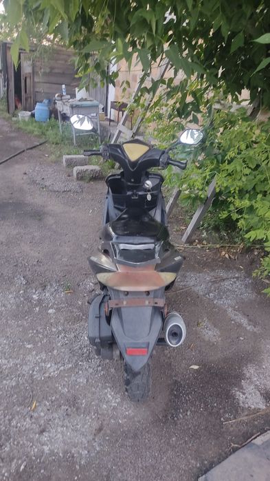 Продам скутер на ходу.