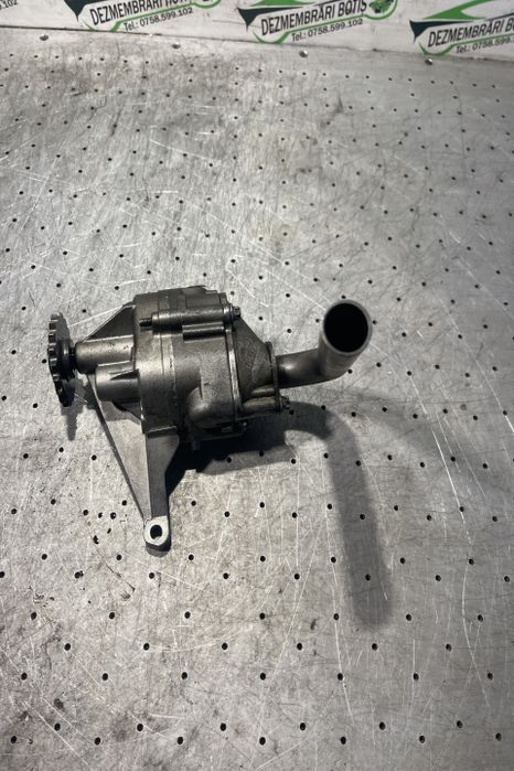 Pompa ulei A 646 181 02 47 Mercedes-Benz Sprinter a 2-a generatie 906