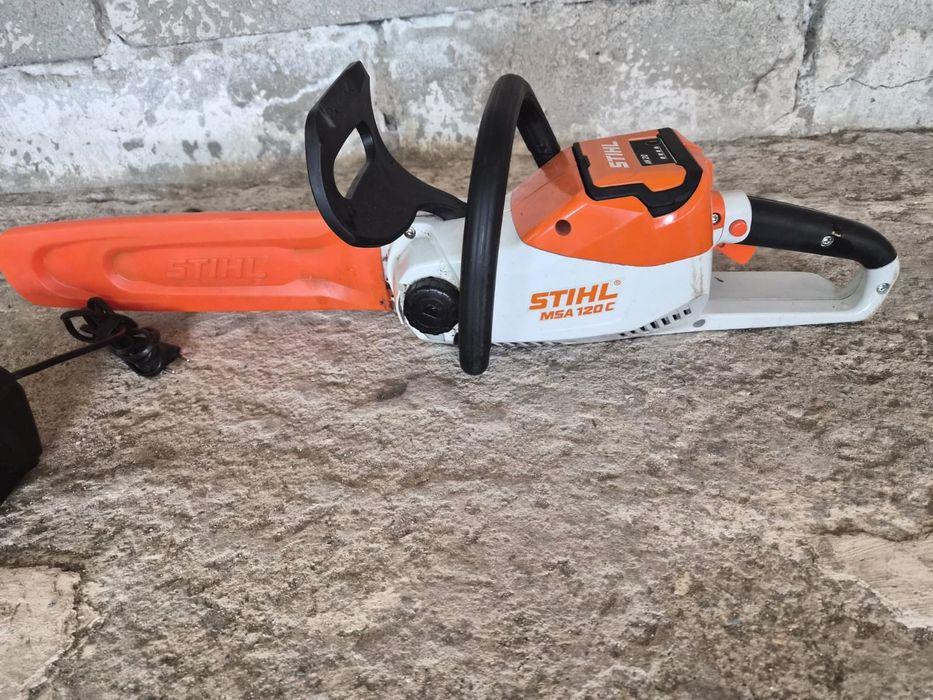Drujbă cu acumulator Stihl MSA 120C