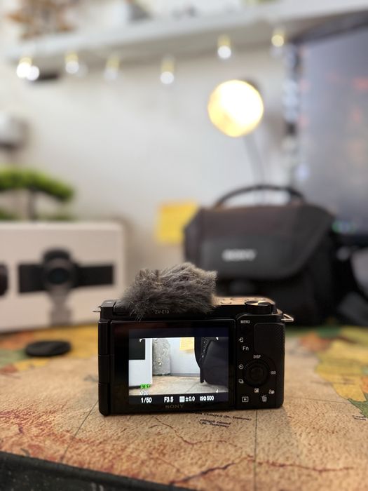 Sony ZV-E10 4K cu Obiectiv 16-50mm