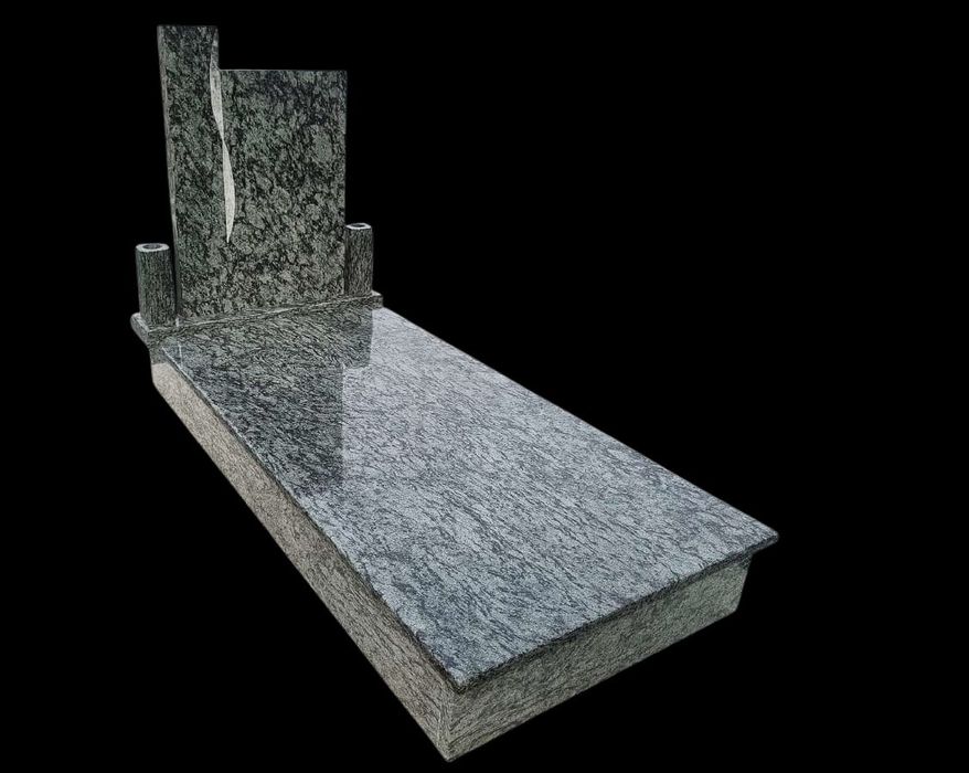 Monumente funerare