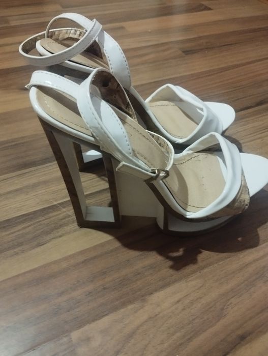 Дамски   сандали