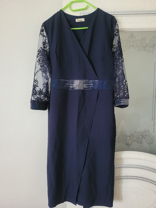 Продам платья в хорошем состоянии