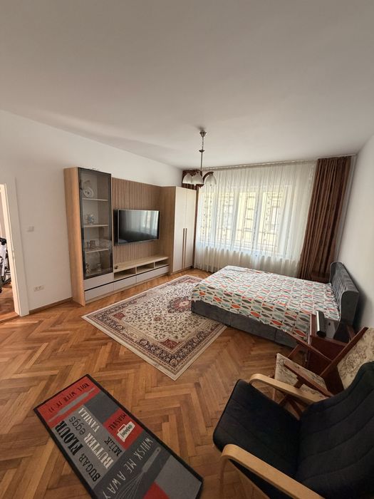 Apartament de inchiriat Centrul istoric - 73 mp utili