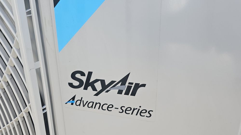 Daikin SkyAir 22kw външно тяло за направа на термопомпа  перфектно