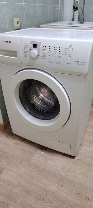 Продам стиральную машину