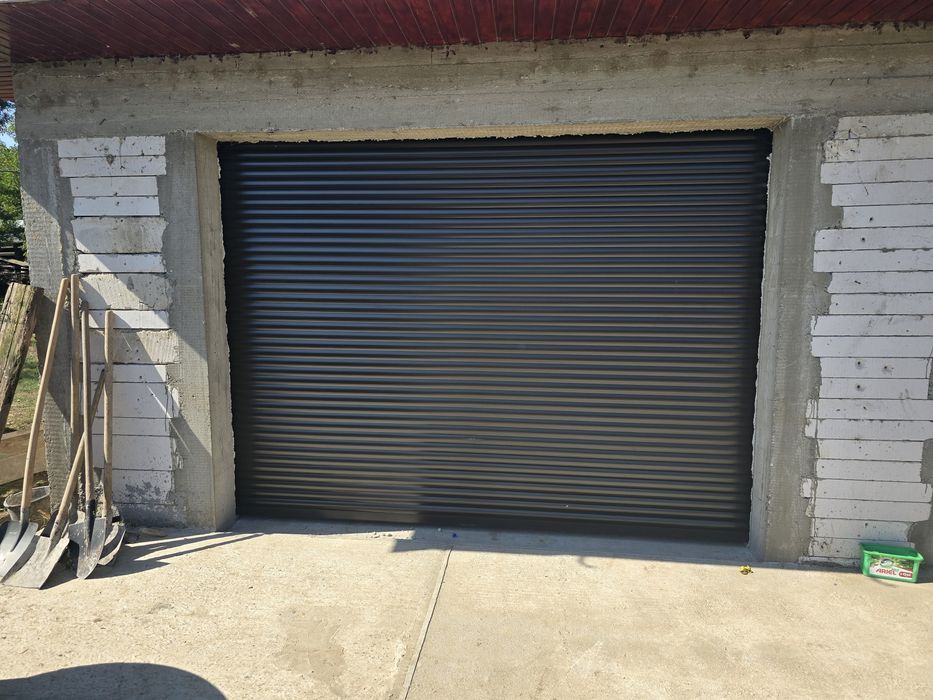 usi garaj rulou Arges