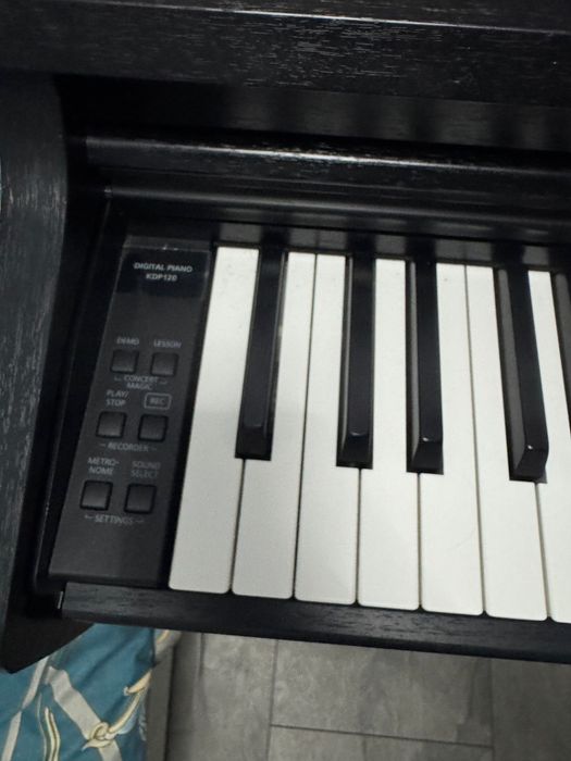 Pian digital Kawai KDP 120