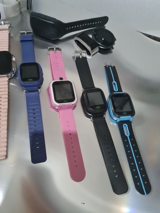 Продам смарт-часы детские