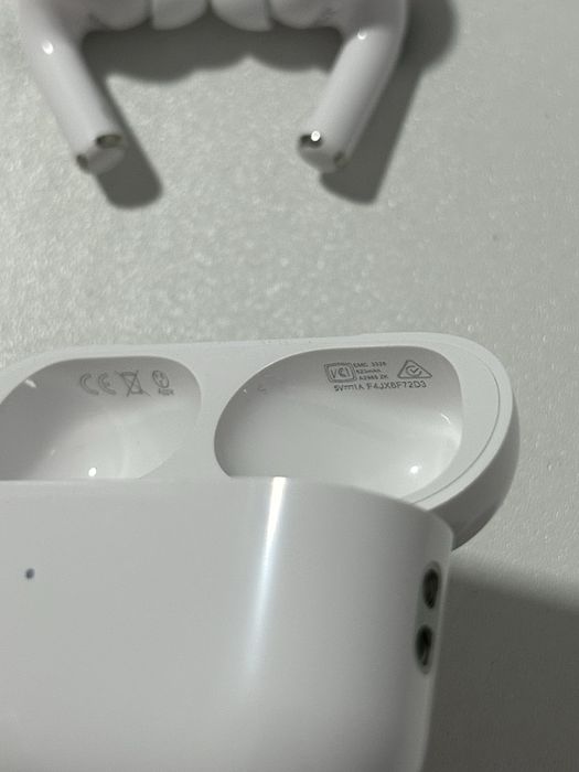 AirPods Pro 2 USB-C – originale – stare impecabilă – factură iSTYLE