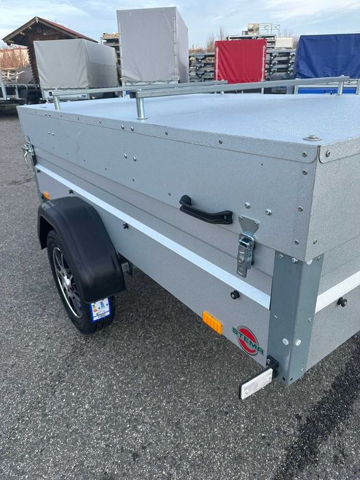 REMORCA 750KG stema cu capac si jante aluminiu