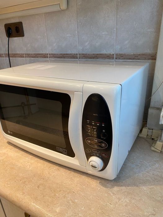 микровълнова LG - с грил и други функции