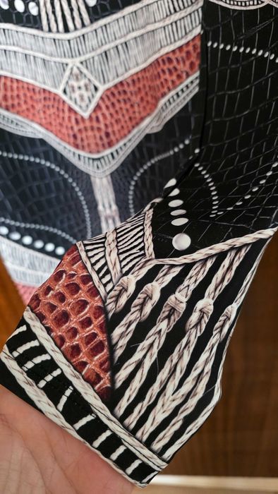 Рокля с дълъг ръкав