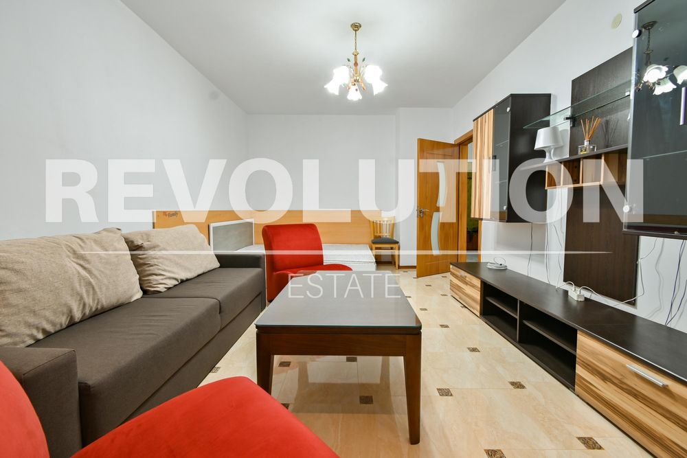 Дава се под наем Двустаен апартамент в София, Връбница 1 - 68 кв.м за 550 € - Снимка #1