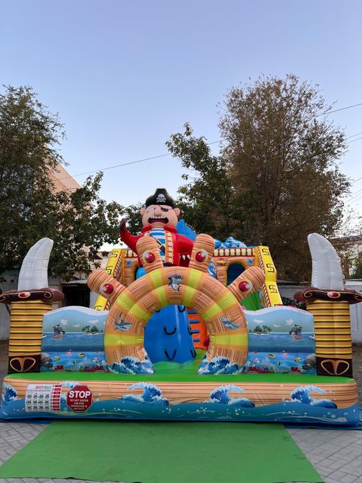Надувной батут в аренду