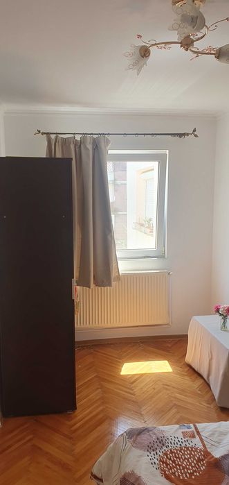 Inchiriez apartament 2 camere