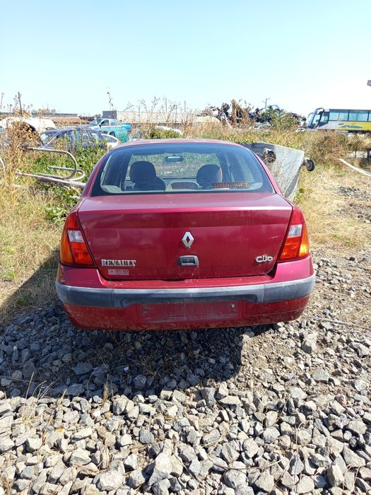 Рено Клио 1.4 бензин