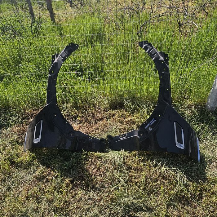 Преден ляв  и десен калник за MINI Clubman F54