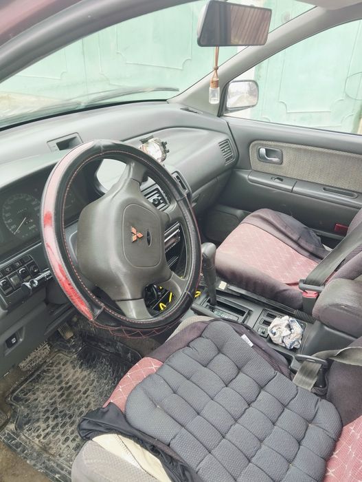 Митцубици спецвагон