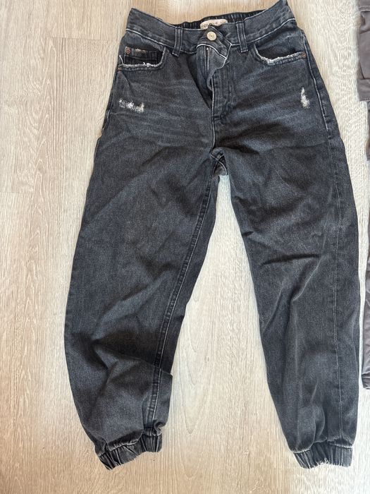 къси гащи, cargo панталони-Bershka, дънки-Zara