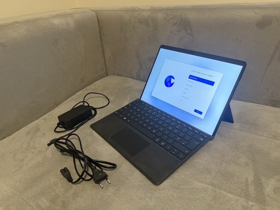 Microsoft surface pro X 13”