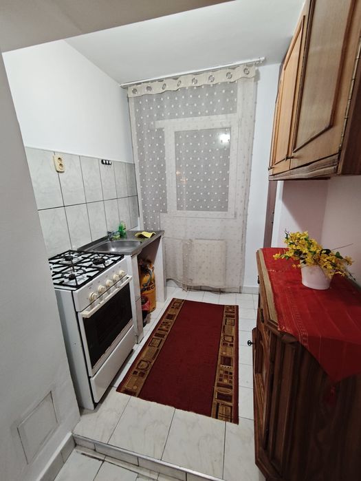 Dau in chirie garsoniera