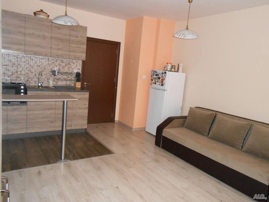 Дава се под наем Двустаен апартамент в Бургас, Възраждане - 62 кв.м за 372.3 € - Снимка #1